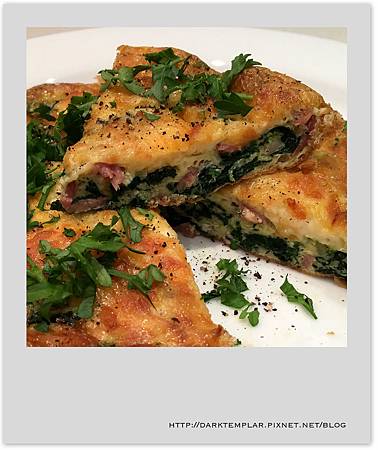 2016 Bacon & Spinach Egg Bake 03 2016 Bacon & Spinach Egg Bake 03