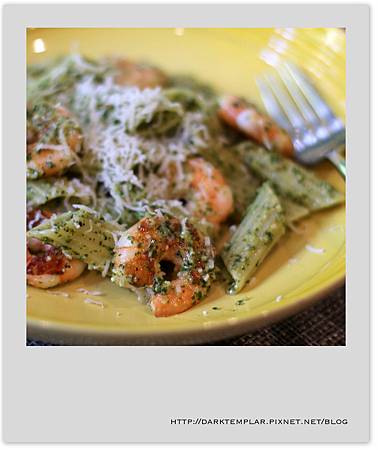 2016 Prawn Pesto Penne 01