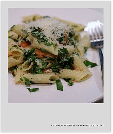 2016 Salmon Basil Pasta 03 2016 Salmon Basil Pasta 03