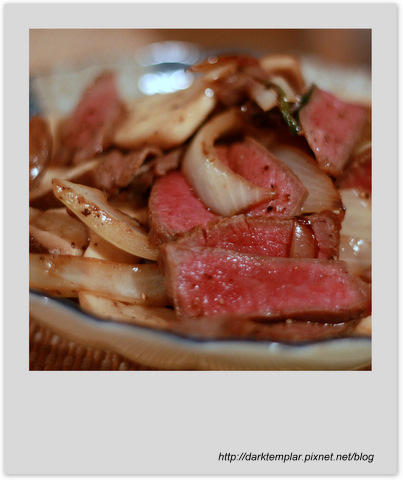 Steak with Fried Onion.jpg Steak with Fried Onion.jpg
