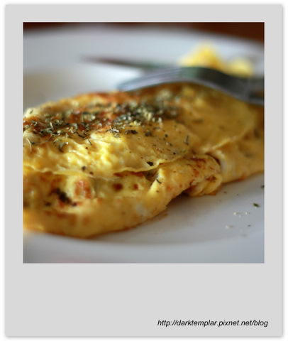 Spam & Onion Omelette (1).jpg Spam & Onion Omelette (1).jpg