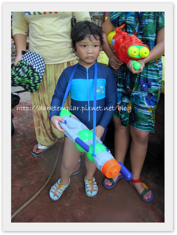 1004 Songkran (14).jpg 1004 Songkran (14).jpg