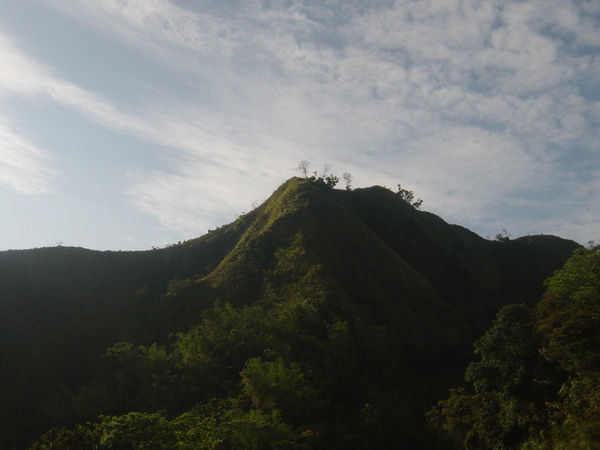 遠方山頭