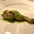 新鮮白松露田雞腿蒜味西洋菜醬汁 Cuisse de Grenouille,Sauce Cressonnière et Truffe Blanc