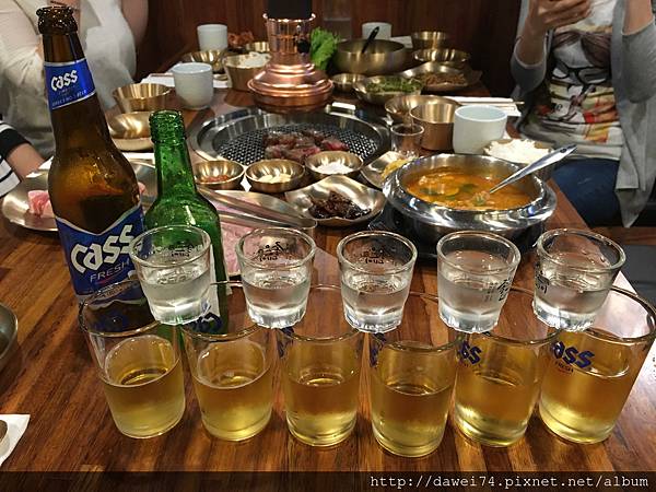 燒啤-下方倒啤酒+上方倒燒酒 燒啤-下方倒啤酒+上方倒燒酒