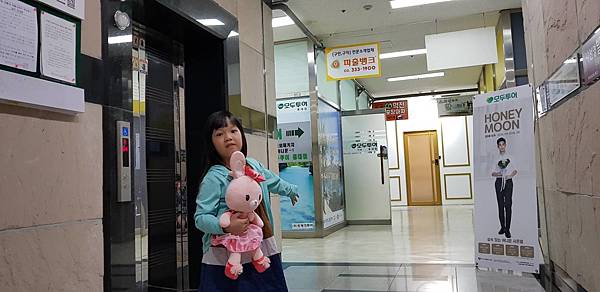 S_8331363531566.jpg S_8331363531566.jpg