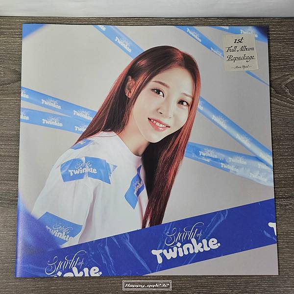 【開箱】<Moonbyul 玟星 문별>1st Full A