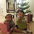 2009聖誕趴之可愛小孩兩枚-3.jpg