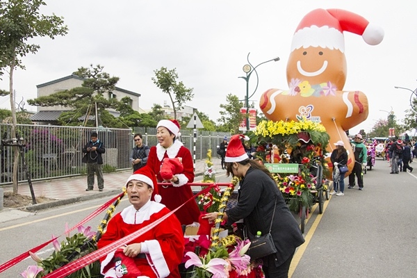 田尾聖誕踩街活動-彰化縣田尾鄉怡心園、田尾公路花園登場1.jpg 田尾聖誕踩街活動-彰化縣田尾鄉怡心園、田尾公路花園登場1.jpg