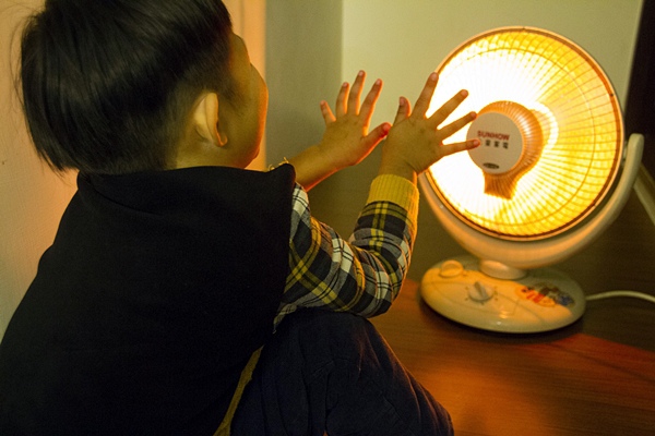 暖呼呼過冬,小心電暖器使用安全 !.jpg 暖呼呼過冬,小心電暖器使用安全 !.jpg