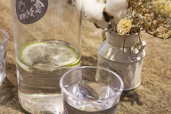 熱檸檬水抗癌抗老?營養師:勿聽信謠言!.jpg 熱檸檬水抗癌抗老?營養師:勿聽信謠言!.jpg