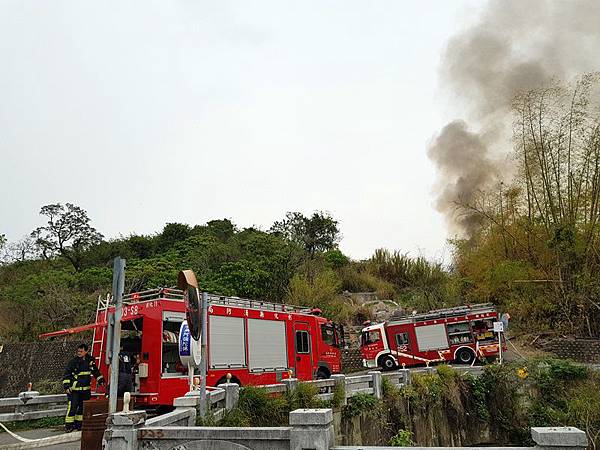 清明節祭祖掃墓經常引起林野墓地火災.jpg 清明節祭祖掃墓經常引起林野墓地火災.jpg