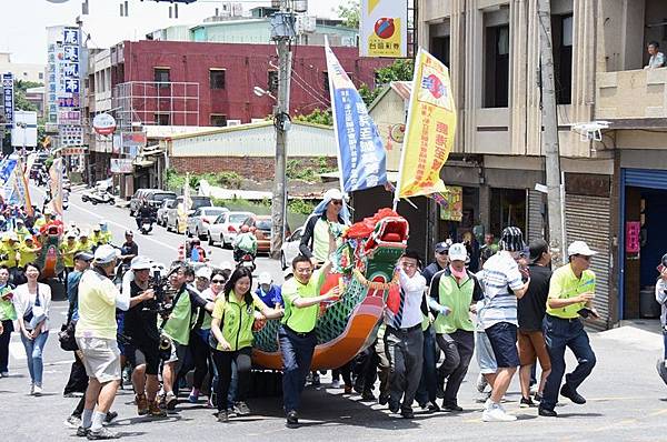 2018鹿港慶端陽活動衝龍舟.JPG