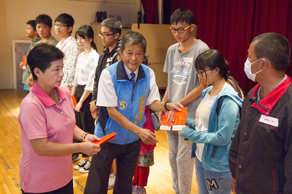 彰化市公所頒發低收入戶教育補助費 社會福利全國獨一無二2.png 彰化市公所頒發低收入戶教育補助費 社會福利全國獨一無二2.png