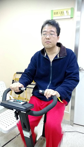 物理治療師腦出血左癱 高壓氧治療重獲新生2.png 物理治療師腦出血左癱 高壓氧治療重獲新生2.png