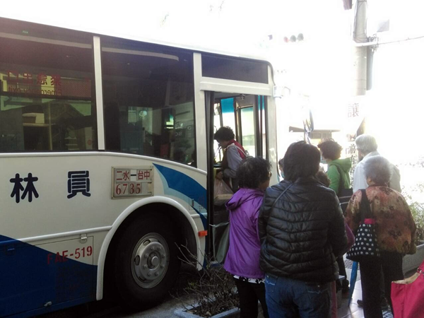 因應春節返鄉出遊交通量 公路總局鼓勵搭乘大眾運輸工具享優惠2.png 因應春節返鄉出遊交通量 公路總局鼓勵搭乘大眾運輸工具享優惠2.png