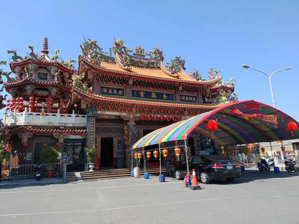 向媽祖求平安油水竟要價1800 埤頭合興宮信徒疑還願金遭灌水2.png 向媽祖求平安油水竟要價1800 埤頭合興宮信徒疑還願金遭灌水2.png