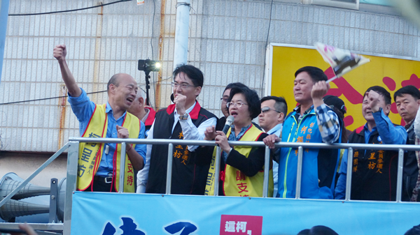 彰化吹起「韓流」風!賣菜郎到和美力挺柯呈枋1.png 彰化吹起「韓流」風!賣菜郎到和美力挺柯呈枋1.png