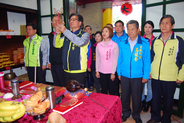 土地公「頭牙」 大東門福德祠福德正神祝壽慶典2.png 土地公「頭牙」 大東門福德祠福德正神祝壽慶典2.png