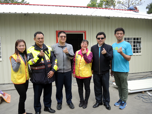 北斗警分局結合行善團傳愛 蓋屋助弱勢家庭三代團圓2.png 北斗警分局結合行善團傳愛 蓋屋助弱勢家庭三代團圓2.png