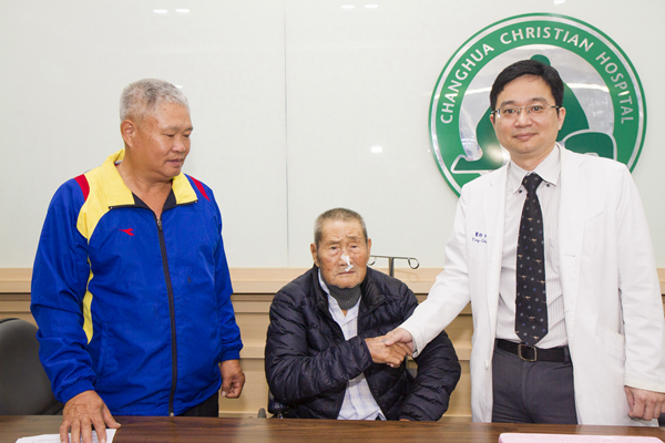 8旬老翁心臟衰竭 彰基堅強醫療團隊TAVI手術救命1.png 8旬老翁心臟衰竭 彰基堅強醫療團隊TAVI手術救命1.png