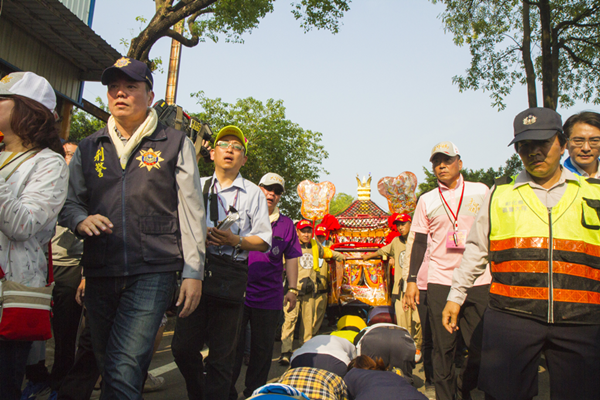 大甲媽祖遶境陣頭搶鑾轎 張瀚天揭密彰化搶轎文化5.png