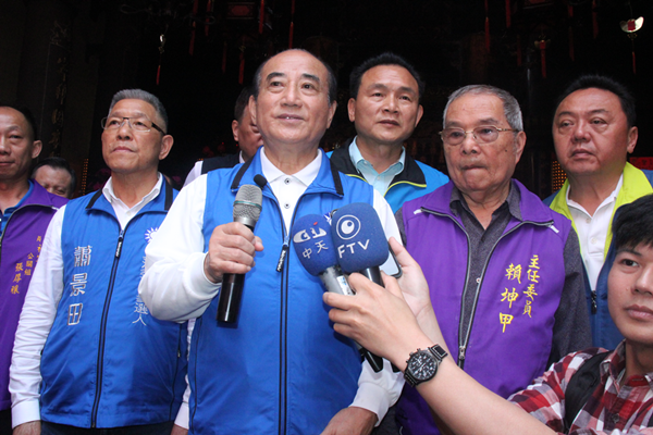郭台銘想選總統!王金平:兄弟登山,各自努力!2.png 郭台銘想選總統!王金平:兄弟登山,各自努力!2.png