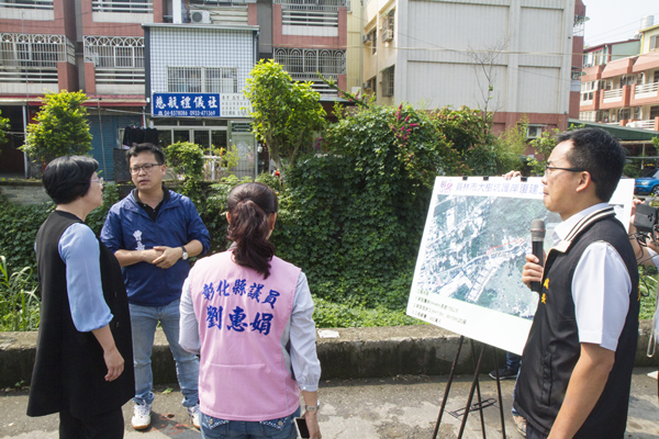 防汛期將屆關心民眾的安全 王惠美視察員林山坡地野溪改善工程4.png