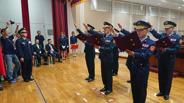 彰化縣警察局新任督察長張嘉煌及6位分局長交接典禮2.png