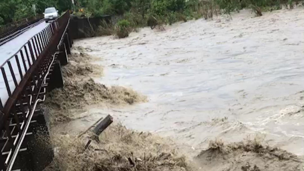 暴雨狂炸彰化民眾心驚膽跳 國道中部路段釀多起車禍事故1.png