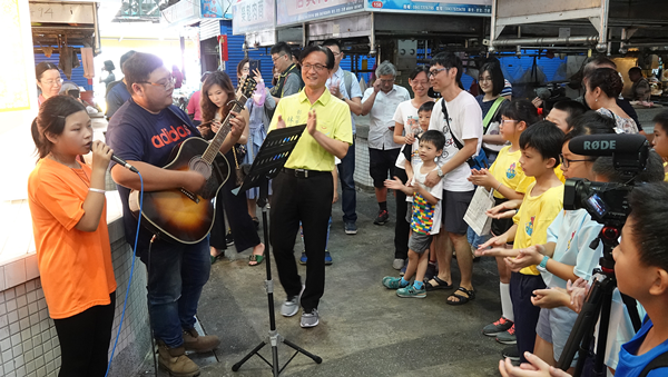 南郭國小資優班在彰化市南門市場辦展覽 開市了~打開你的市覺3.png 南郭國小資優班在彰化市南門市場辦展覽 開市了~打開你的市覺3.png