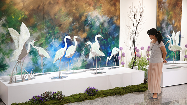 彰化生活美學館琉璃創作展 林芳仕「掬光焙影」為生活上色 3.png 彰化生活美學館琉璃創作展 林芳仕「掬光焙影」為生活上色 3.png