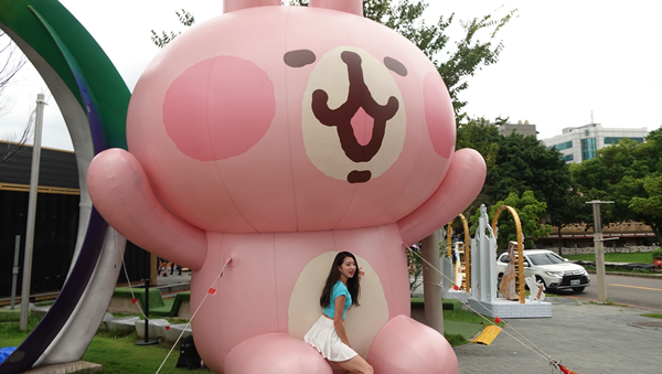 卡娜赫拉超萌現身台中草悟廣場 迪士尼公主一同夢幻登場3.png 卡娜赫拉超萌現身台中草悟廣場 迪士尼公主一同夢幻登場3.png