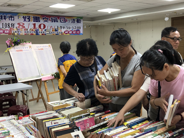 2019員林市立圖書館好書交換日 好書分享有緣人重溫閱讀美好3.png