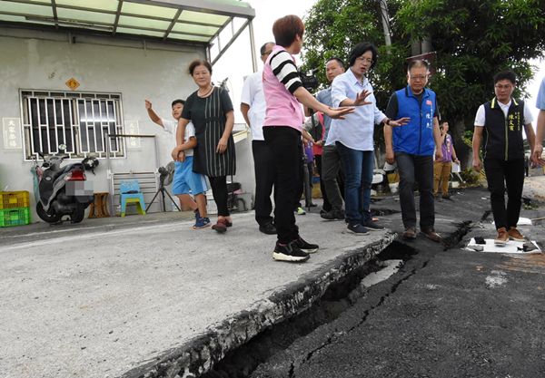 彰化大埔截水溝護岸道路崩塌 王惠美啟動災害復健作業儘快搶險整修1.png