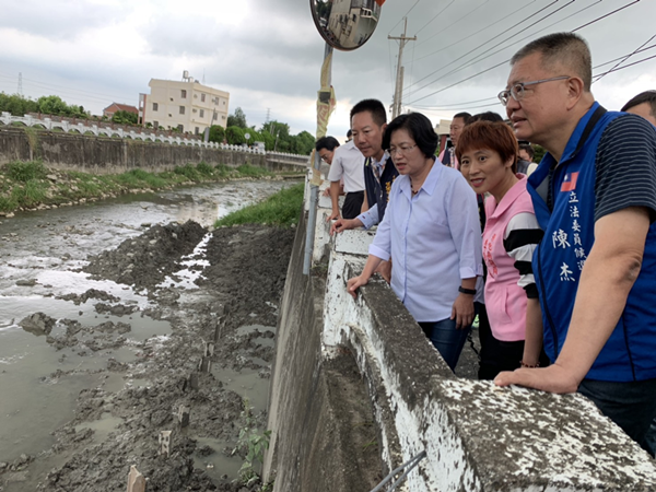 彰化大埔截水溝護岸道路崩塌 王惠美啟動災害復健作業儘快搶險整修7.png