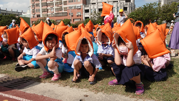 國家防災日前彰化全縣防災演練 鹿東國小地震避難疏散震撼教育9.png