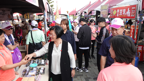 彰化縣勞資運動會暨園遊會 逾3500人參與同歡2.png