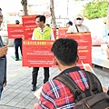 彰化市長林世賢營造市容整潔 高舉多國語言告示牌宣導3.jpg