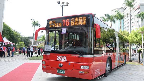 彰化到台中朝馬轉運站 市區客運16路公車明上路3.jpg