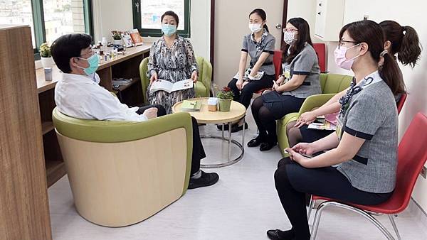 彰化秀傳全新五星級化療室 打造癌友安心治療舒適圈2.jpg 彰化秀傳全新五星級化療室 打造癌友安心治療舒適圈2.jpg