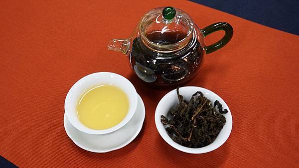 烏龍茶抗齲齒 大葉大學食生系研究證實2.jpg 烏龍茶抗齲齒 大葉大學食生系研究證實2.jpg