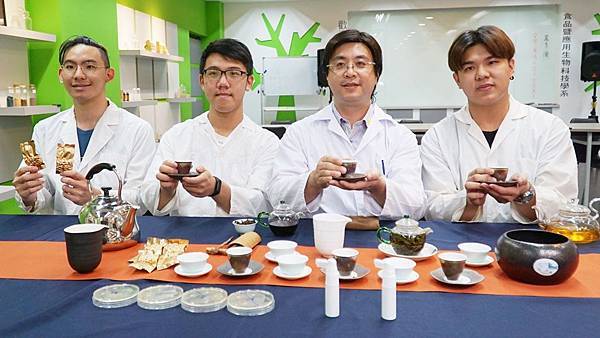 烏龍茶抗齲齒 大葉大學食生系研究證實1.jpg 烏龍茶抗齲齒 大葉大學食生系研究證實1.jpg