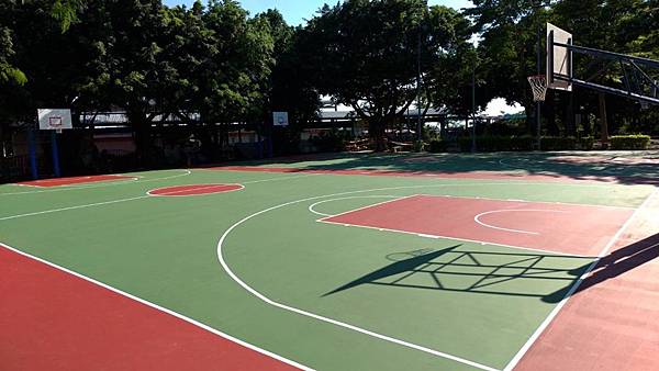 彰化市八卦山體育園區籃球場 整修完工今起開放3.jpg