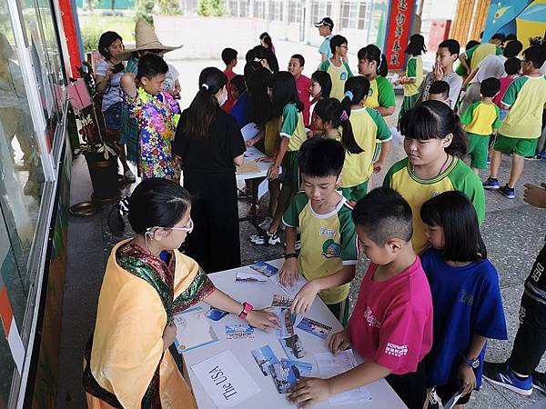 朝興國小跨域學習無國界 繞著地球跑一圈4.jpg