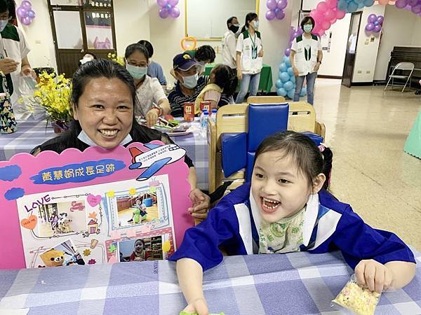 家扶發展學園畢典 慢飛天使展翅迎向成長5.jpg