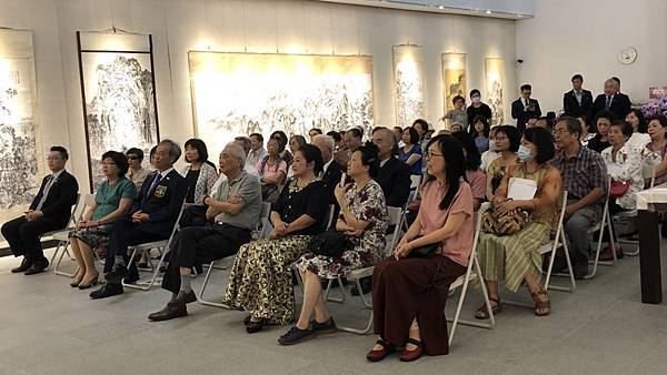 陳柏琴書畫會友 員林演藝廳開展1.jpg 陳柏琴書畫會友 員林演藝廳開展1.jpg