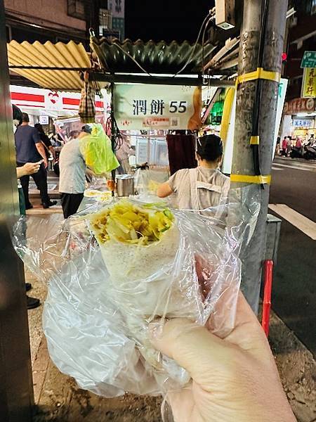 雄嘉義雞肉飯~~大橋頭魯肉飯