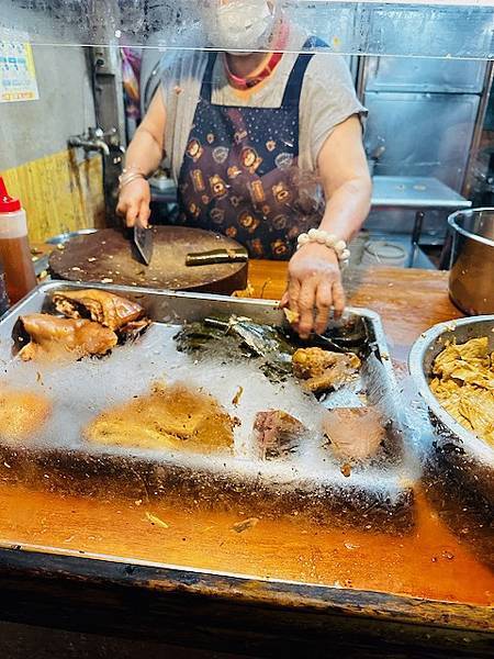 立冬吃餃子慎終追遠當一個好子孫~~龍門客棧餃子館，青島餃子館