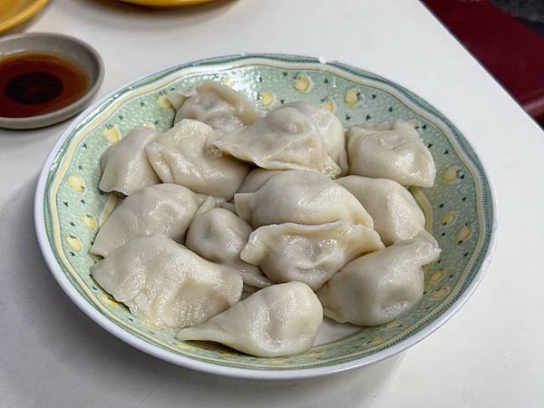 立冬吃餃子慎終追遠當一個好子孫~~龍門客棧餃子館，青島餃子館